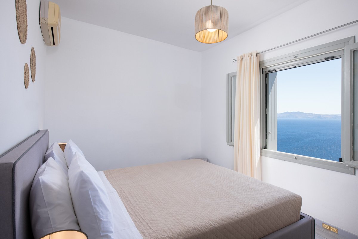 Deluxe Residence Bedroom