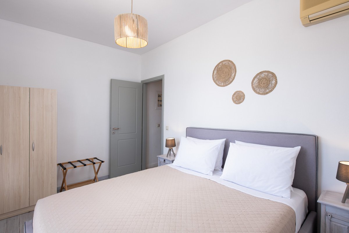 Deluxe Residence Bedroom Double Bed